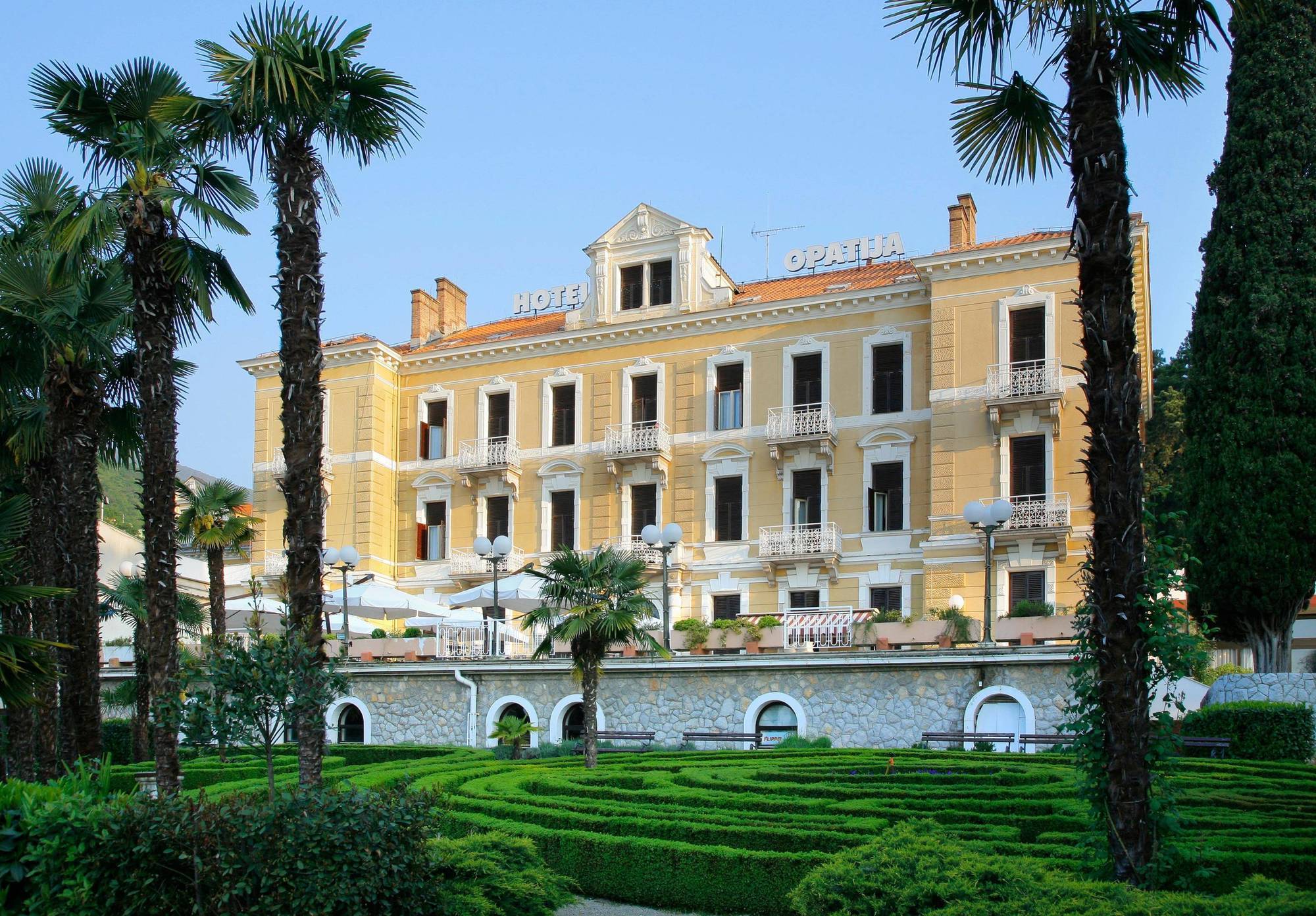 Hotel Opatija 2* 오파티아